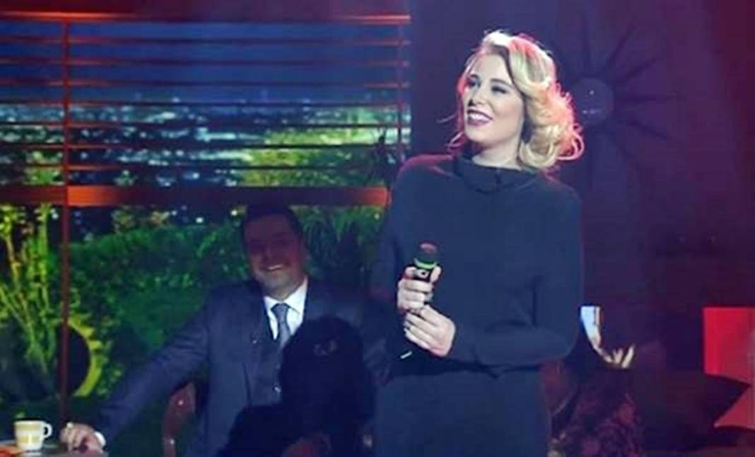 Ben inançlı biriyim, bu camia benim maneviyatıma uygun değil! Ferdi Tayfur'un kızı Tuğçe Tayfur'dan tesettür kararı 13